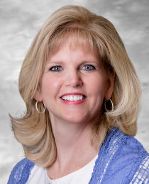 Paula McNamara Headshot
