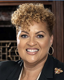 Christin Zollicoffer Headshot